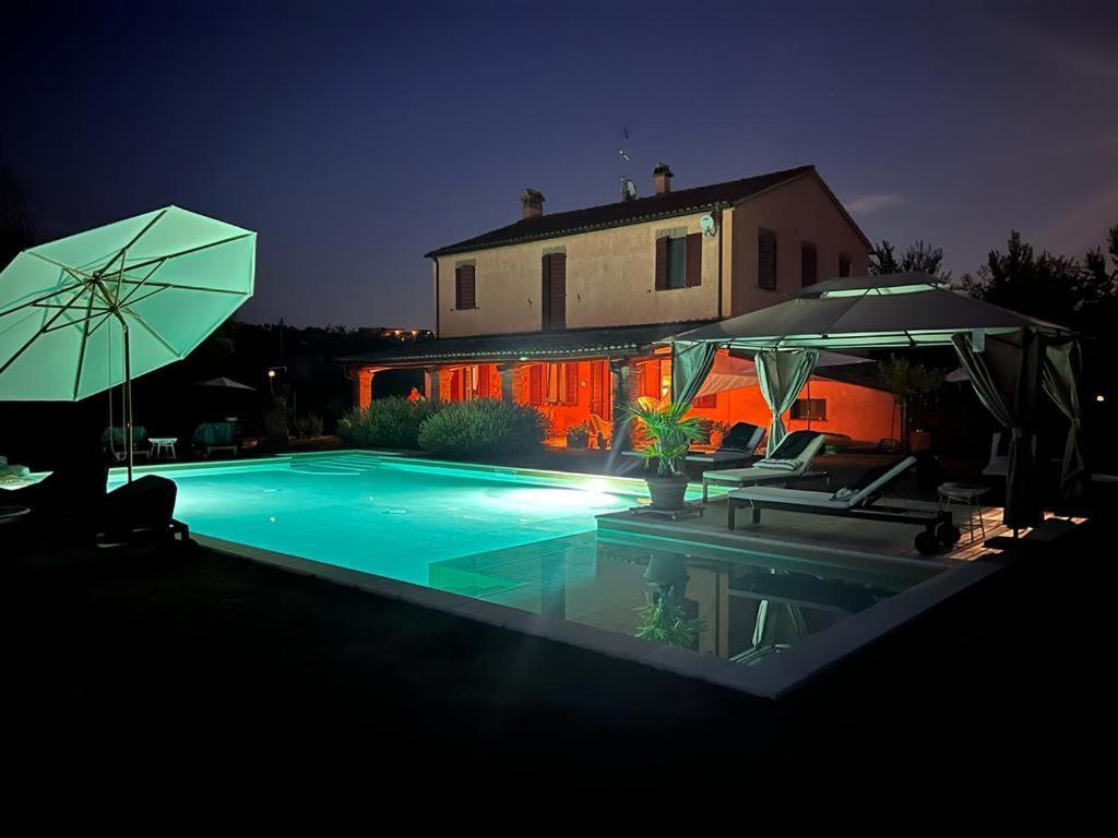 Casale Il Girasole Hotel Barbara Exterior photo